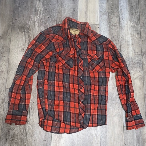 Wrangler Other - Wrangler Retro Mens Red Plaid Pearl Black Snap Shirt Long Sleeve SZ L MVR458A